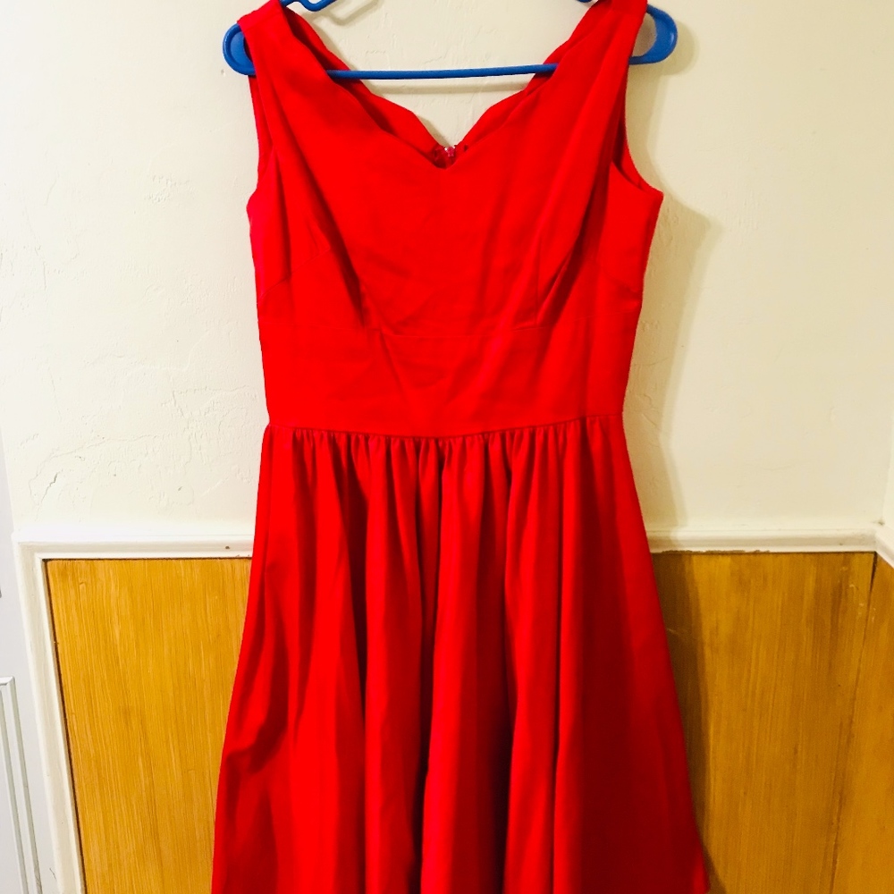 Pin Up Girl Clothing scalloped neckline dress L